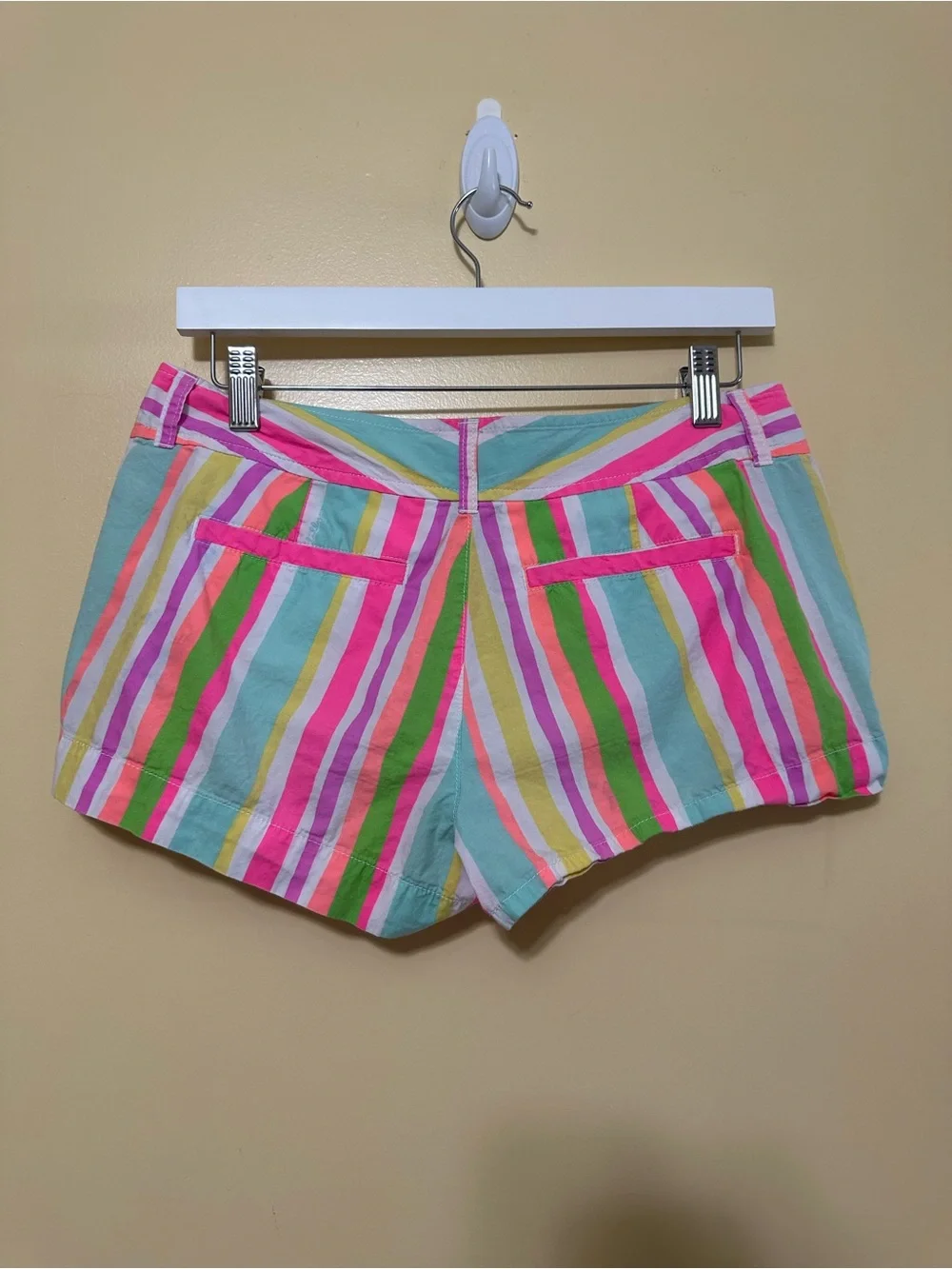 Lilly Pulitzer Callahan Shorts Womens 4 Vibrant Neon Spicy Stripe Pattern